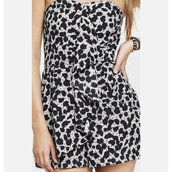 Express Animal Print Romper - Picture 2 of 10